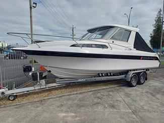 2017 Haines Hunter SP725 - Thumbnail