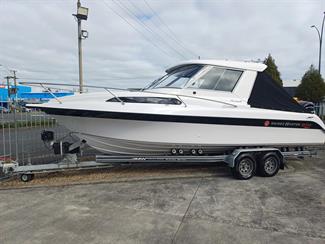 2017 Haines Hunter SP725 - Thumbnail