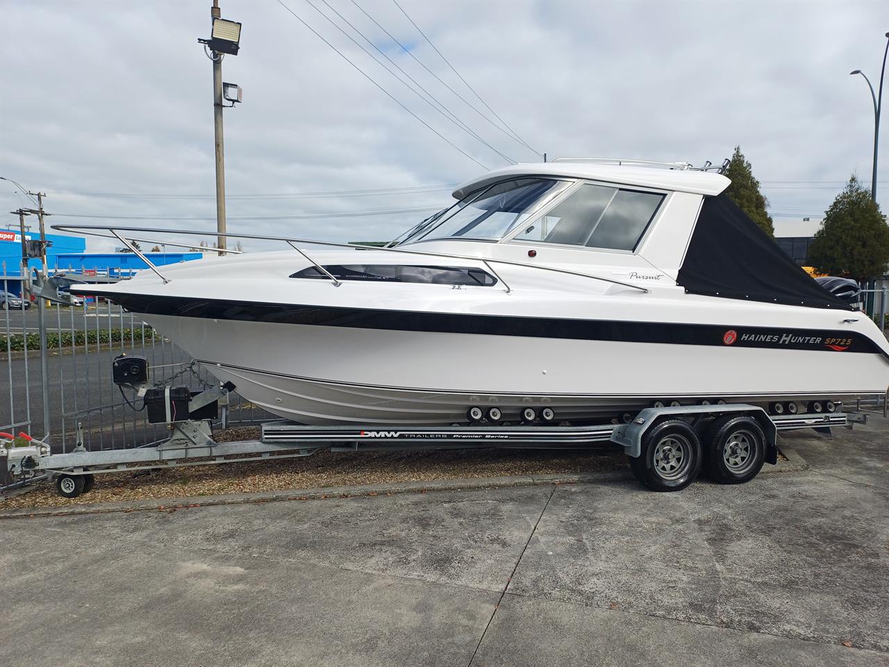 2017 Haines Hunter SP725
