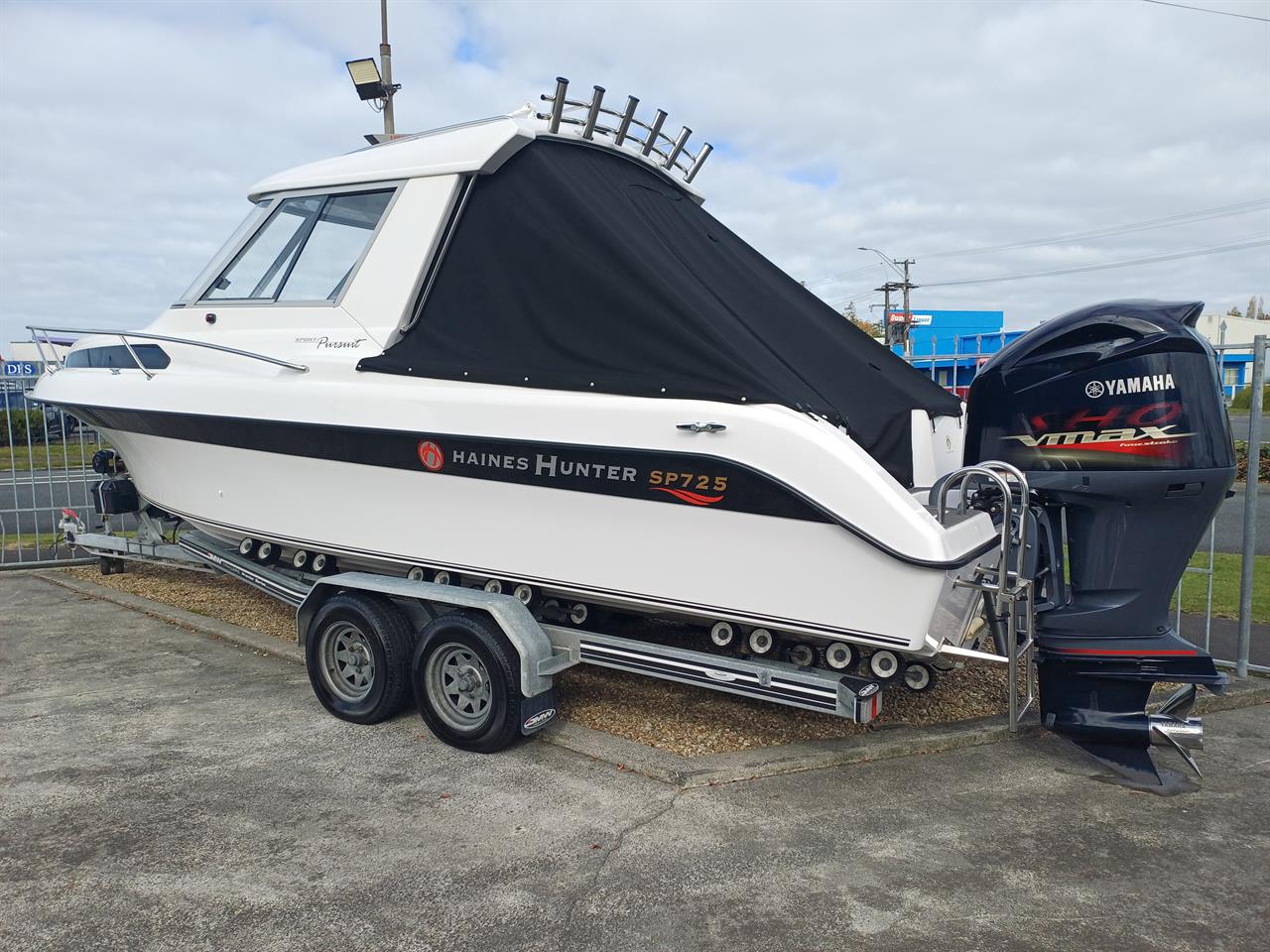 2017 Haines Hunter SP725