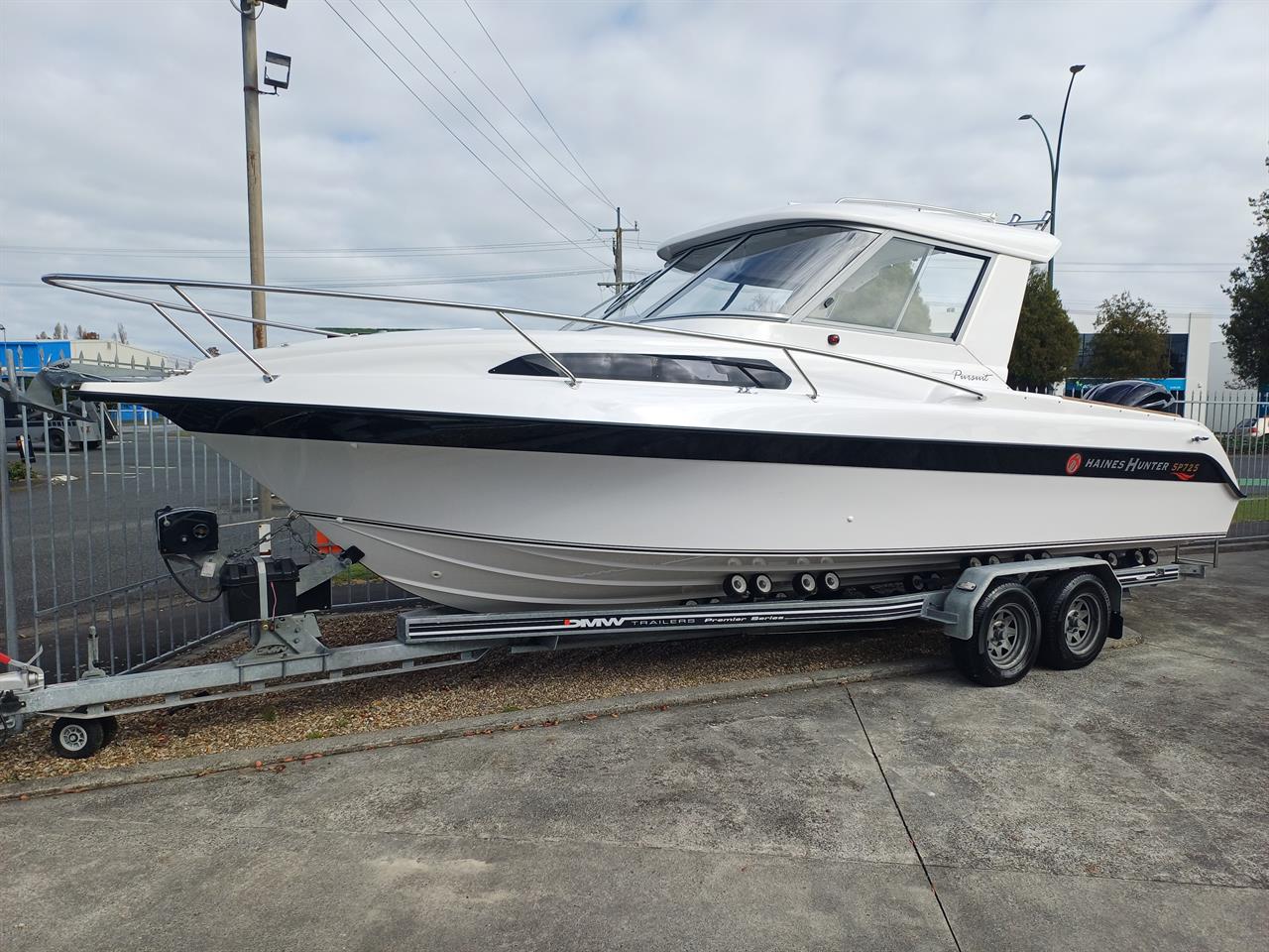 2017 Haines Hunter SP725