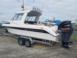 2017 Haines Hunter SP725 - Thumbnail
