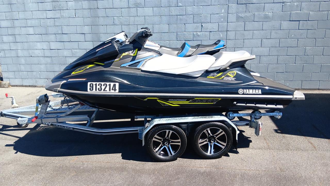 2021 Yamaha 2 x VX WaveRunners