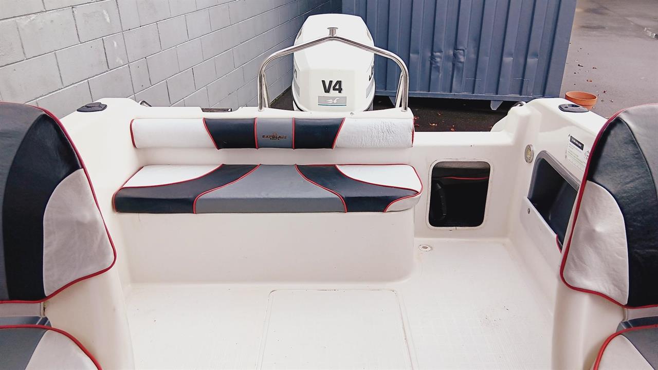 1996 Rayglass 520