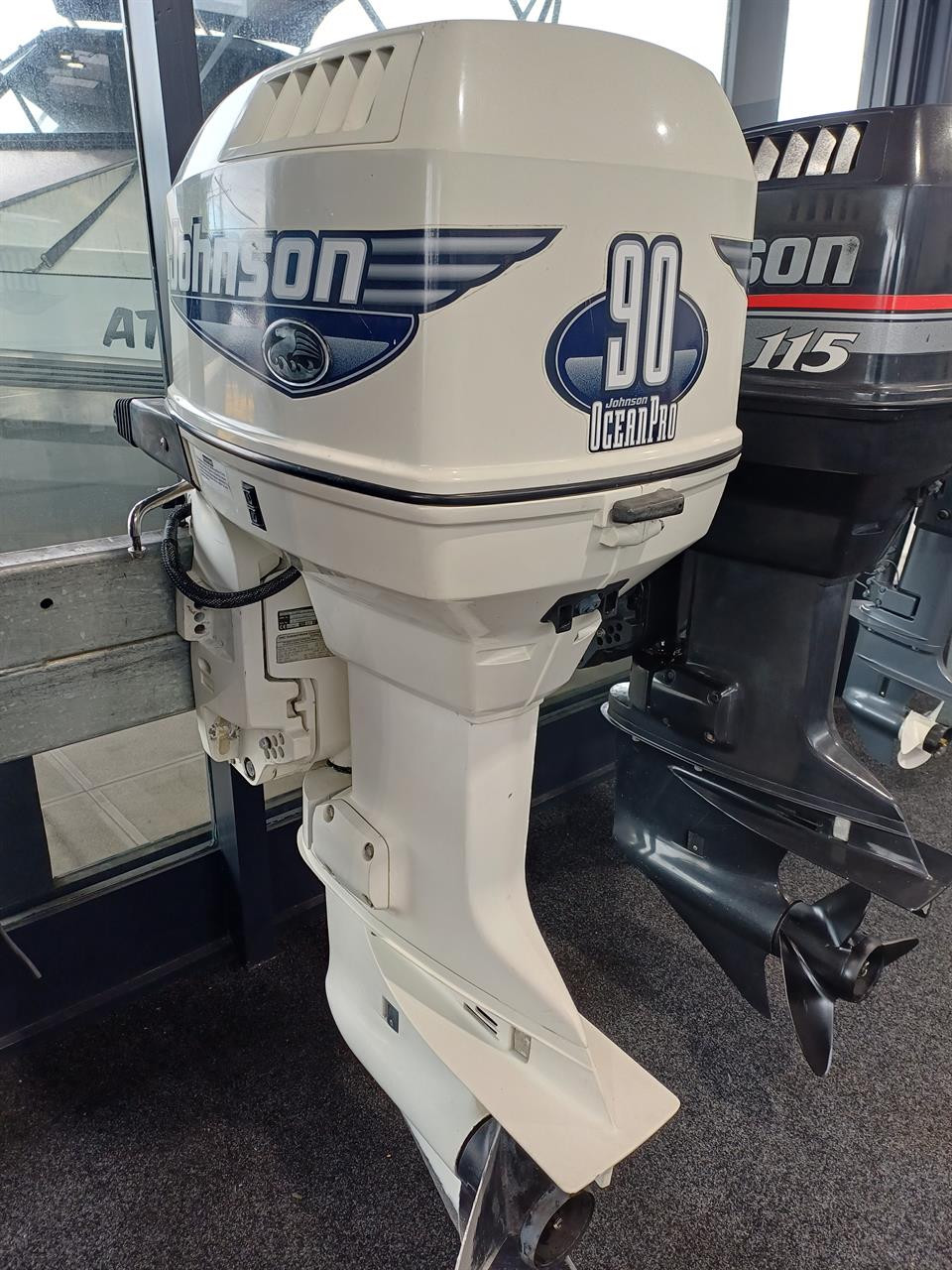 2000 Johnson 90hp