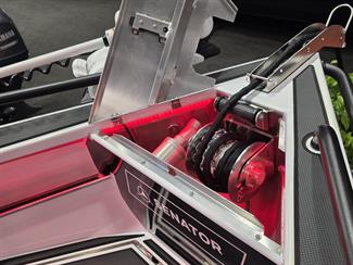 2026 Senator 570 Centre Console - Thumbnail