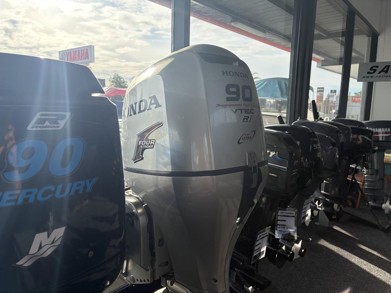 2015 Honda 90hp