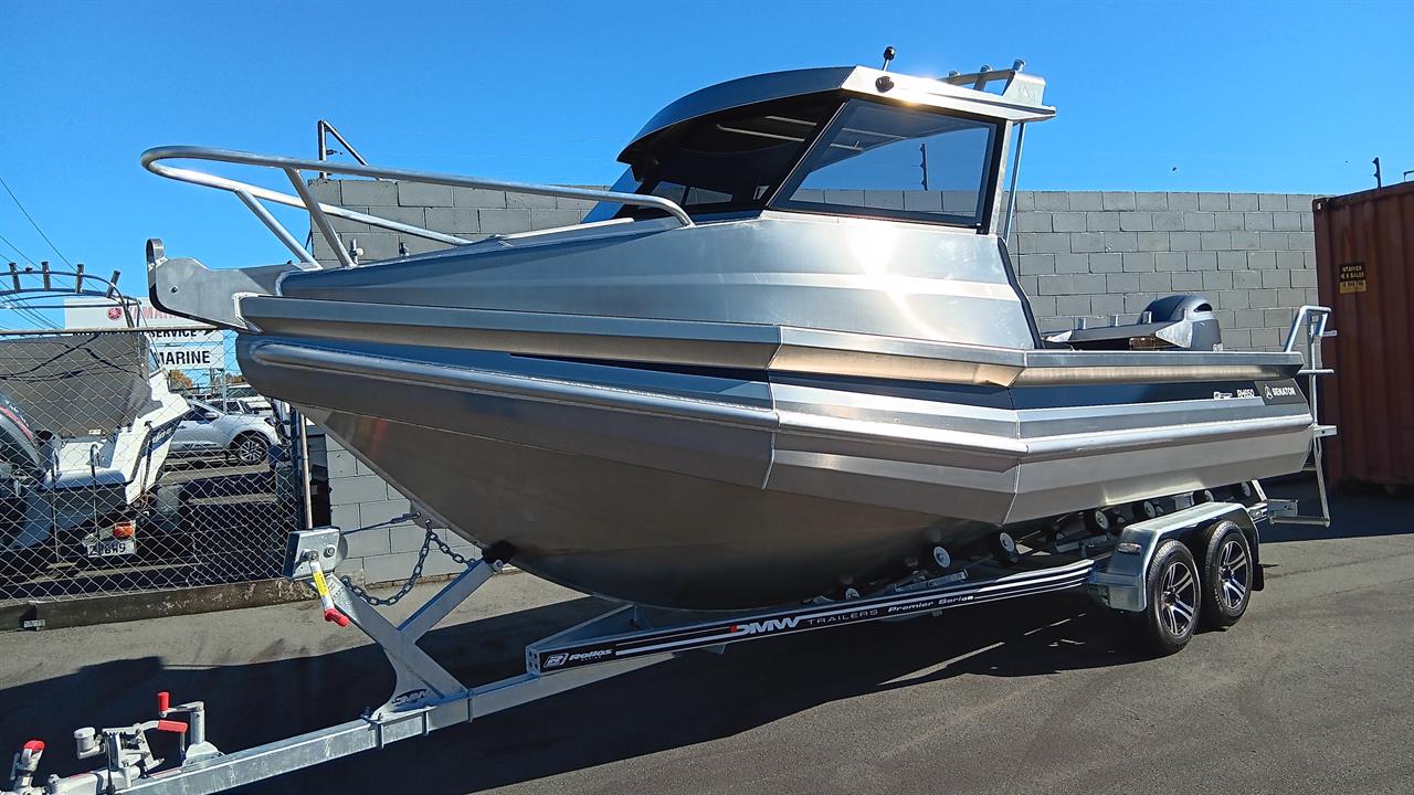 2025 Senator RH650