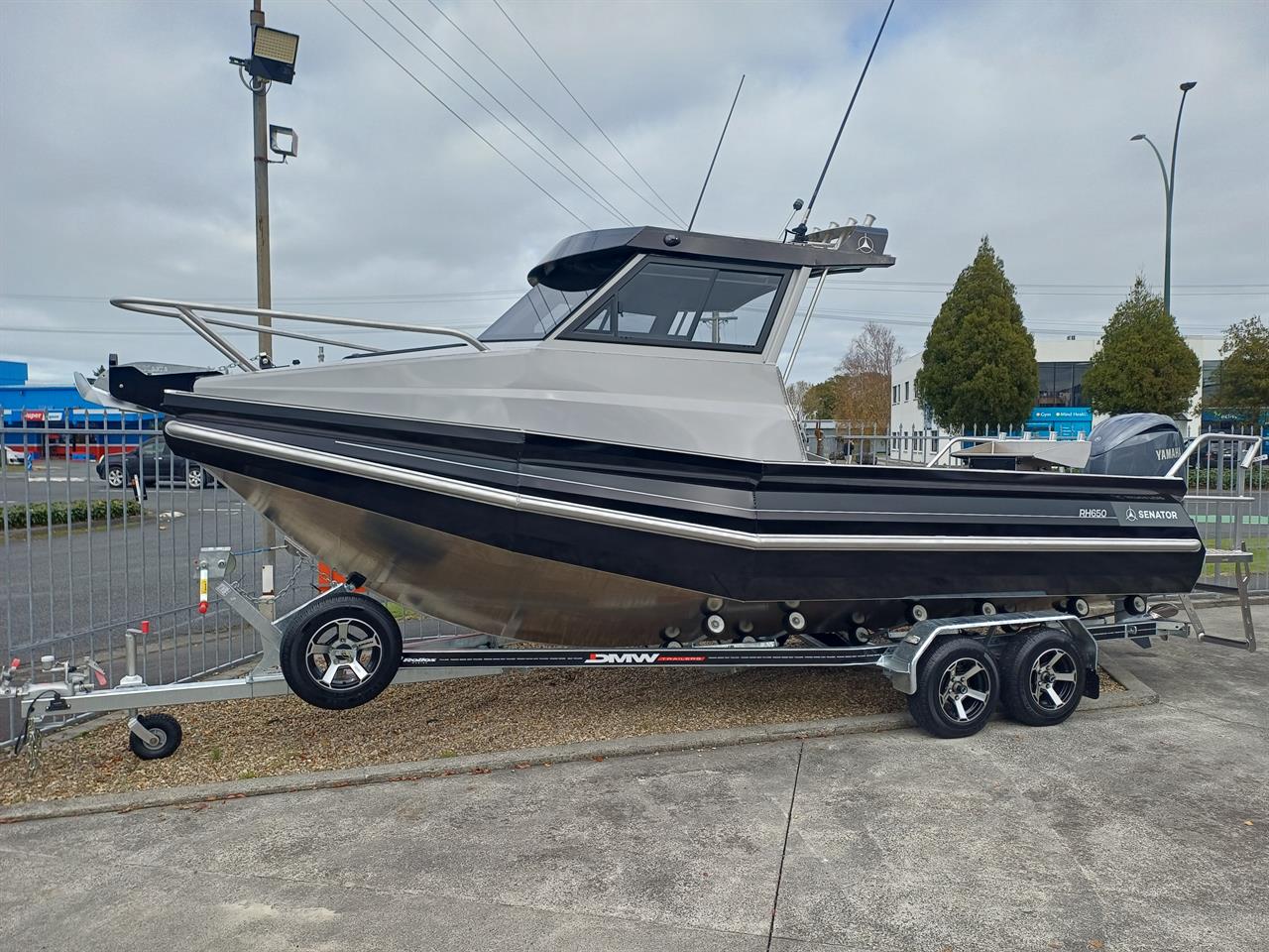 2025 Senator RH650