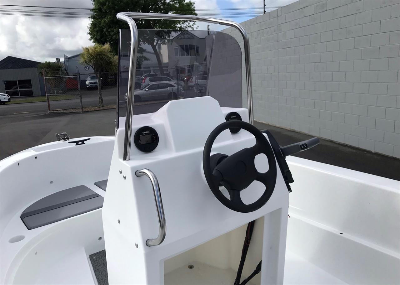 2022 Smartwave 4200 centre console