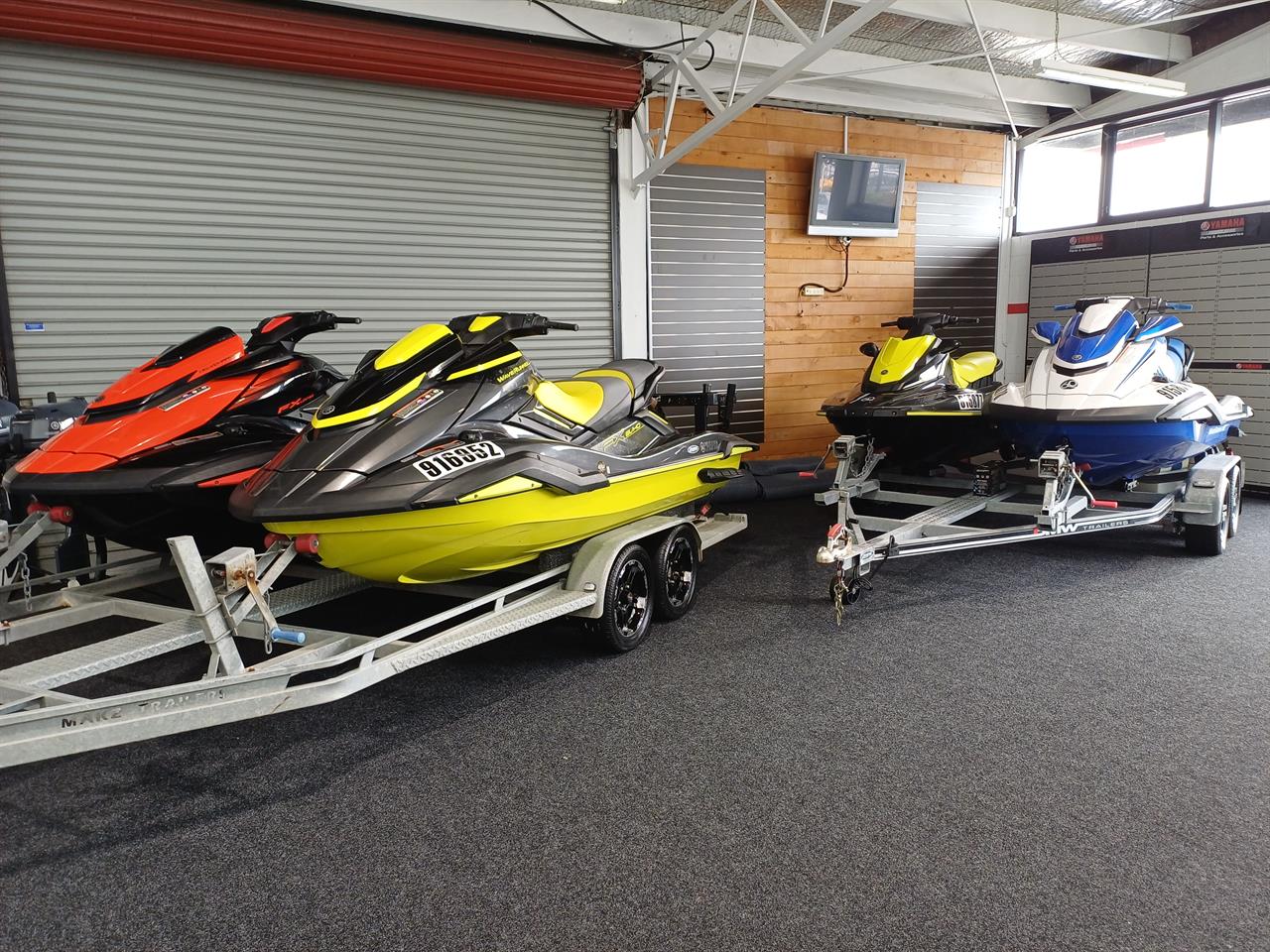 2021 Yamaha 2 x FX HO WaveRunners