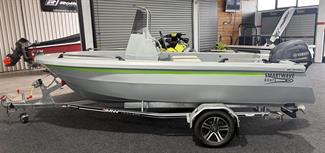 2025 Smartwave 4200 centre console - Thumbnail