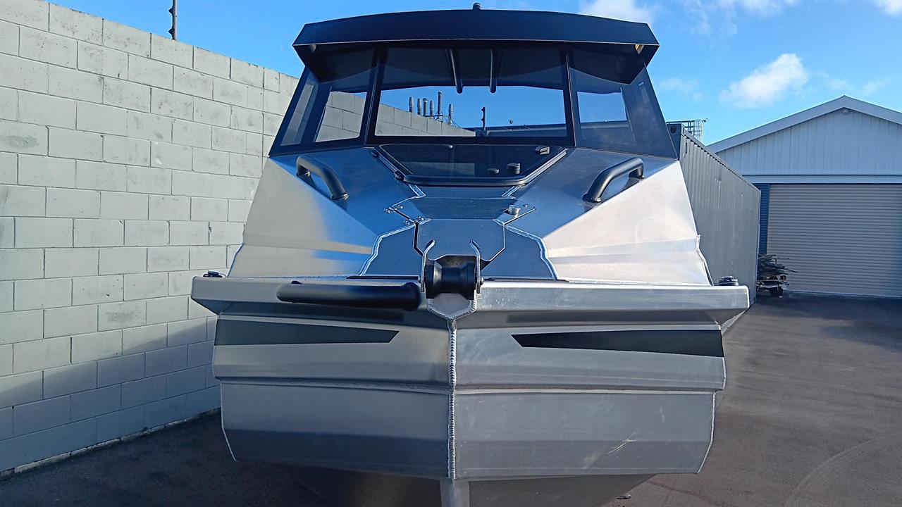 2025 Senator 550