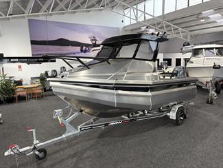 2025 Senator 550 - Thumbnail