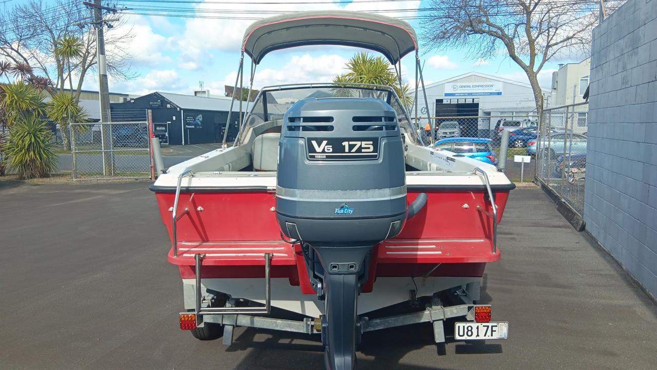 2000 Buccaneer 560