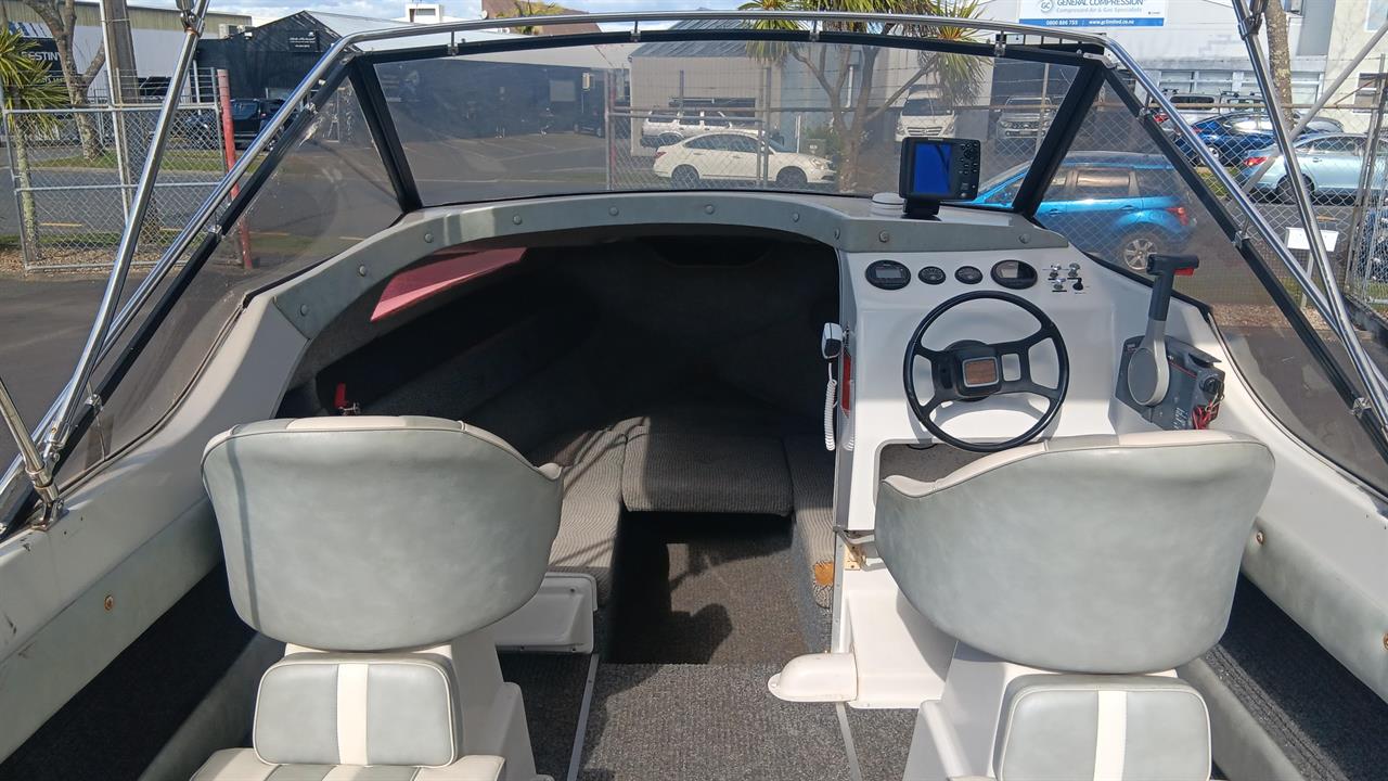 2000 Buccaneer 560