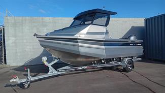 2025 Senator 550 - Thumbnail